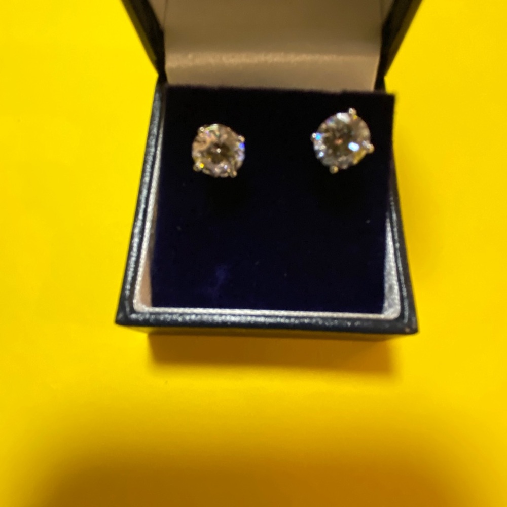 14 K Solid White Cold - image 2